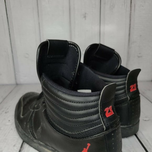 Nike Air Jordan Heritage Black Red Basketball Shoes 886312-001 - Men’s Size 8 - Picture 4 of 10